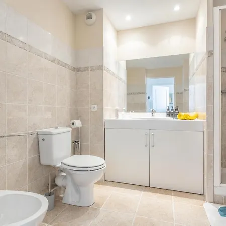 Private In Shared - Great Location Apartamento Monte Carlo
